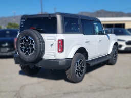 Ford Bronco Outer Banks 4 Door 4x4 2025