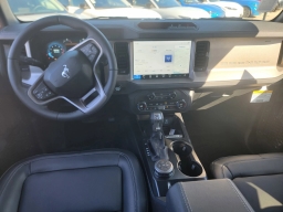 Ford Bronco Outer Banks 4 Door 4x4 2025