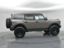 Ford Bronco Outer Banks 4 Door 4x4 2026