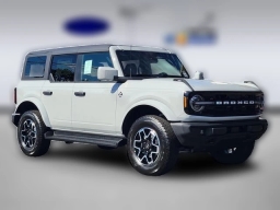 Ford Bronco Outer Banks 4 Door 4x4 2026