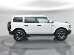 Ford Bronco Outer Banks 4 Door 4x4 2026