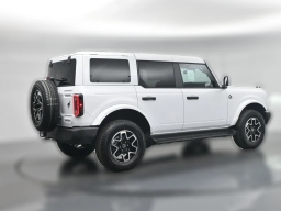 Ford Bronco Outer Banks 4 Door 4x4 2026