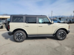 Ford Bronco Outer Banks 4 Door 4x4 2025