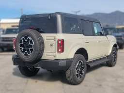 Ford Bronco Outer Banks 4 Door 4x4 2025