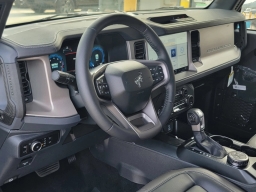 Ford Bronco Outer Banks 4 Door 4x4 2025