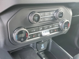 Ford Bronco Outer Banks 4 Door 4x4 2025