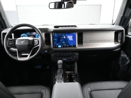 Ford Bronco Outer Banks 4 Door 4x4 2026