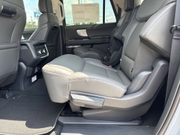 Ford Expedition Max Active 4x2 2025