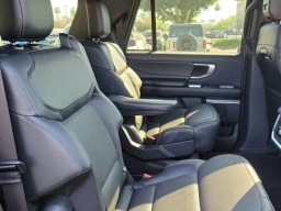 Ford Expedition Max Platinum 4x4 2026