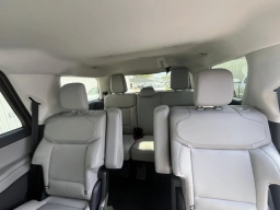 Ford Expedition Active 4x2 2026