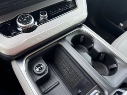 Ford Expedition Active 4x2 2025