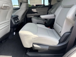 Ford Expedition Active 4x2 2025