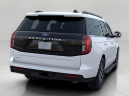 Ford Expedition Active 4x4 2025