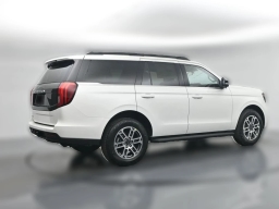 Ford Expedition Active 4x4 2026