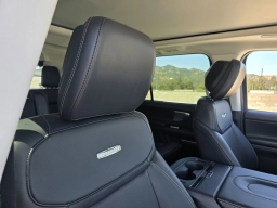 Ford Expedition Platinum 4x4 2026