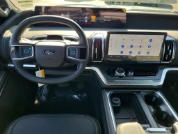 Ford Expedition Platinum 4x4 2026