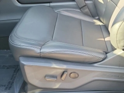 Ford Expedition Platinum 4x4 2026