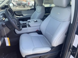 Ford Expedition Platinum 4x4 2026