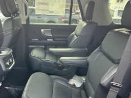 Ford Expedition Platinum 4x4 2026