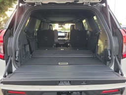 Ford Expedition Tremor 4x4 2026