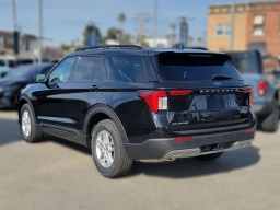 Ford Explorer Active RWD 2026