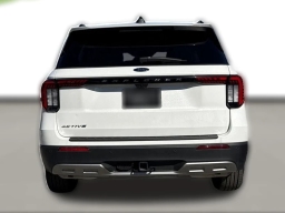 Ford Explorer Active RWD 2025