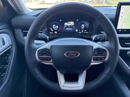 Ford Explorer Active RWD 2025