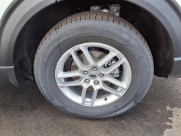 Ford Explorer Active w/200A Pkg RWD 2026