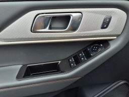 Ford Explorer Active w/200A Pkg RWD 2026