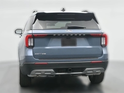 Ford Explorer Active RWD 2025