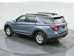 Ford Explorer Active RWD 2025
