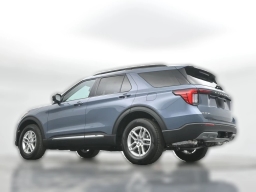 Ford Explorer Active RWD 2025