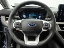 Ford Explorer Active RWD 2025