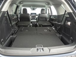 Ford Explorer Active RWD 2025