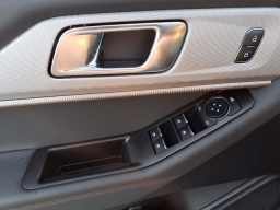 Ford Explorer Active (100A) RWD 2026