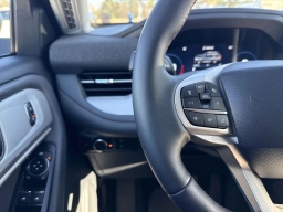 Ford Explorer Active w/200A Pkg RWD 2026