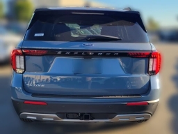 Ford Explorer Active w/200A Pkg RWD 2026