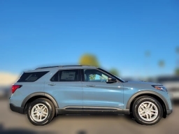 Ford Explorer Active w/200A Pkg RWD 2026