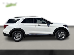 Ford Explorer Active RWD 2025