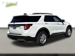 Ford Explorer Active RWD 2025