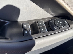 Ford Explorer Active RWD 2025