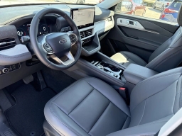 Ford Explorer Active RWD 2025