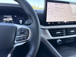 Ford Explorer Active RWD 2025