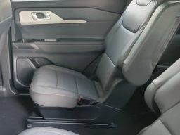 Ford Explorer Active RWD 2026