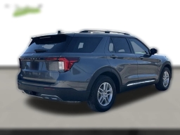 Ford Explorer Active RWD 2025