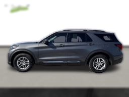 Ford Explorer Active RWD 2025