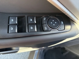 Ford Explorer Active RWD 2025