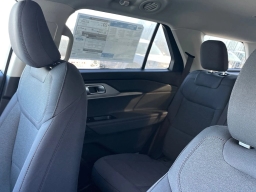 Ford Explorer Active w/100A Pkg RWD 2026
