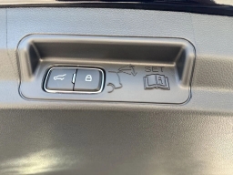 Ford Explorer Active RWD 2025