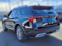 Ford Explorer Platinum RWD 2026